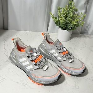 ADIDAS Ultraboost athletic sneaker Winter grip